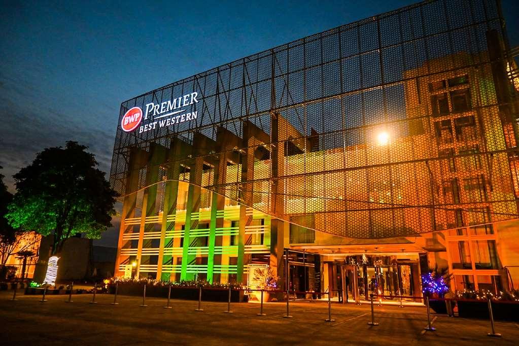 Best Western Premier Islamabad Hotel Exterior foto