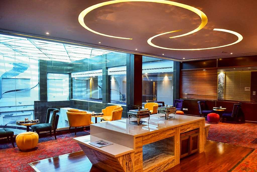 Best Western Premier Islamabad Interior foto