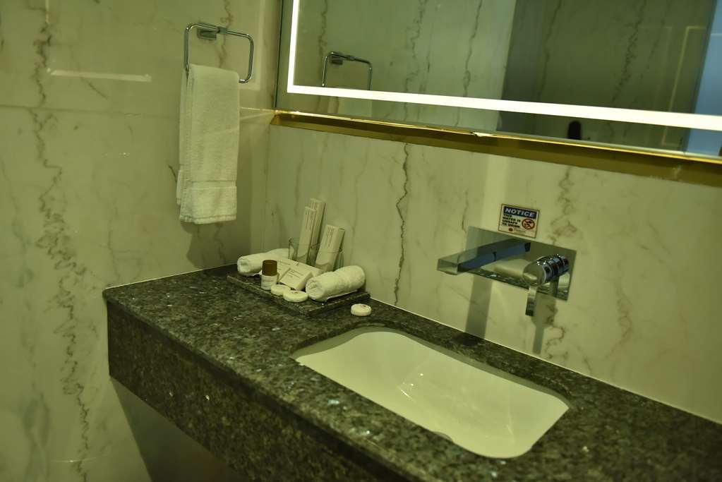 Best Western Premier Islamabad Hotel Quarto foto